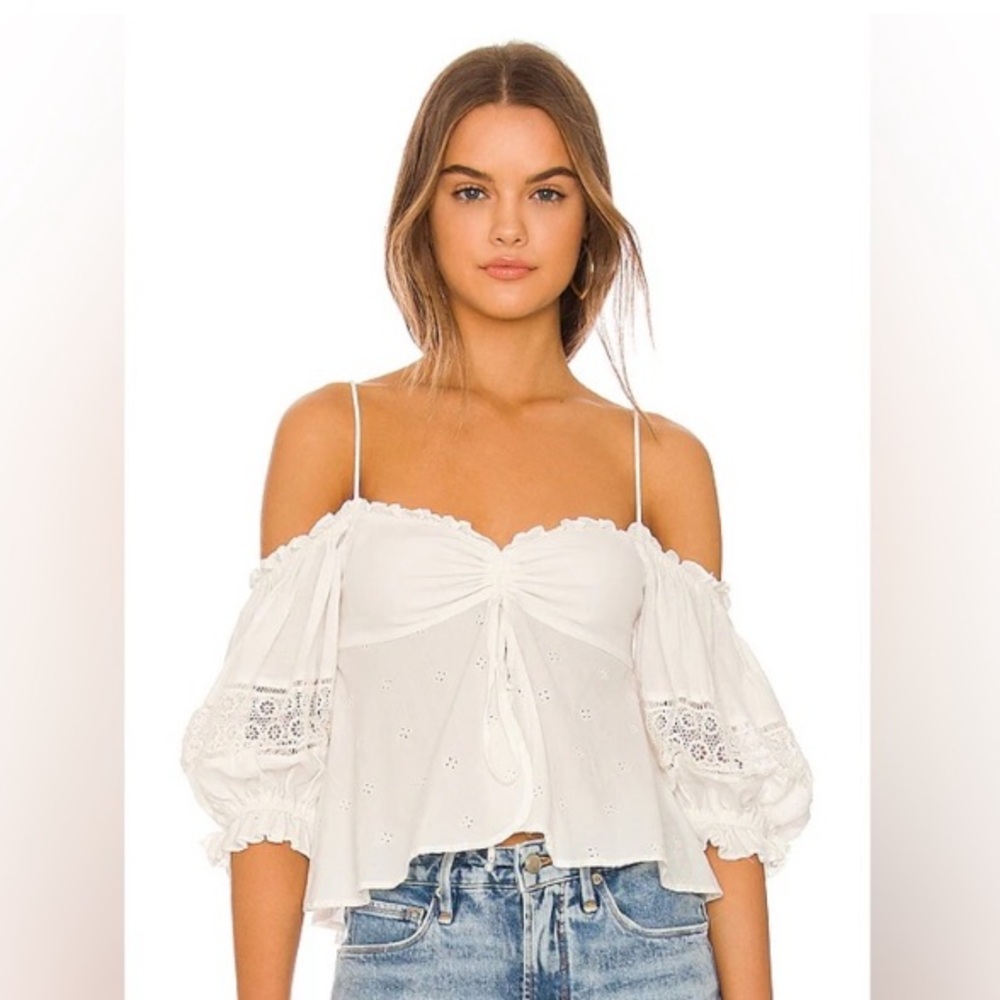 New with tags Free People Puff Sleve Eyelet Top Size Small